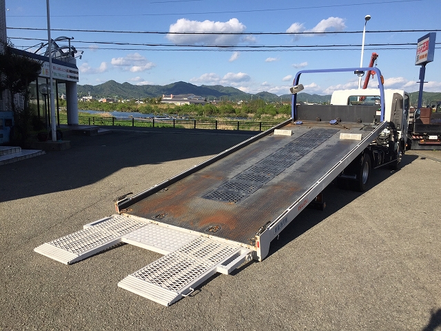 いすゞエルフセーフティローダー小型（2t・3t）[写真02]