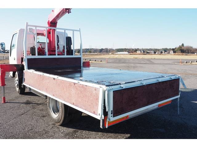 いすゞエルフクレーン4段小型（2t・3t）[写真11]