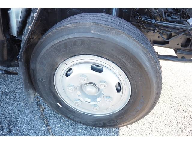 いすゞエルフクレーン4段小型（2t・3t）[写真16]