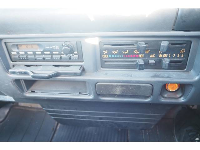 いすゞエルフクレーン4段小型（2t・3t）[写真37]