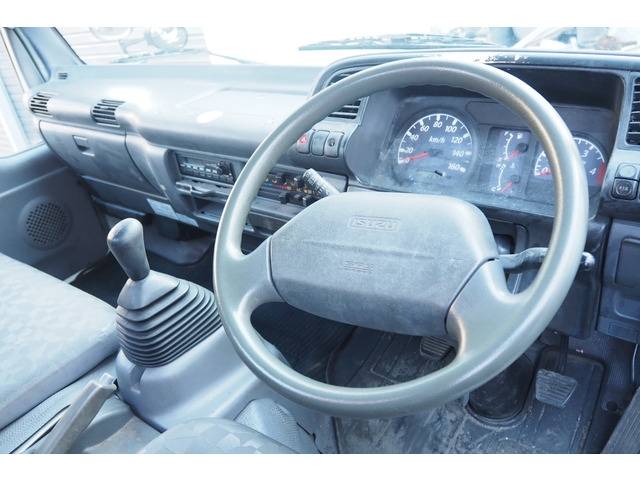 いすゞエルフクレーン4段小型（2t・3t）[写真39]