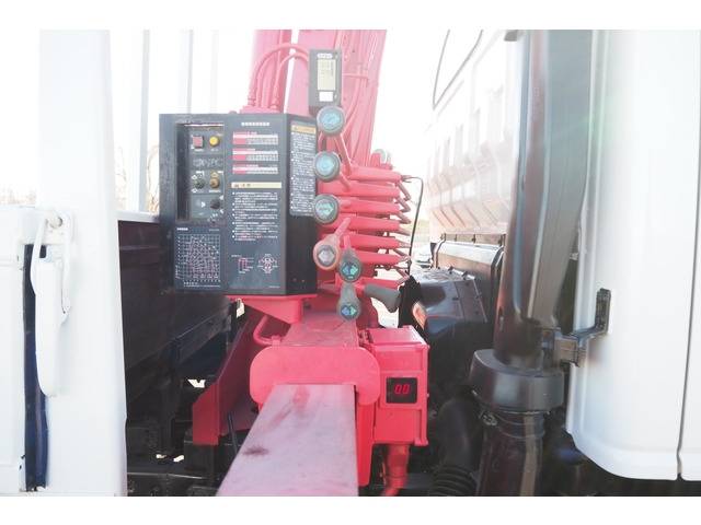 いすゞエルフクレーン4段小型（2t・3t）[写真08]