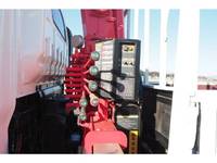 いすゞエルフクレーン4段小型（2t・3t）[写真09]