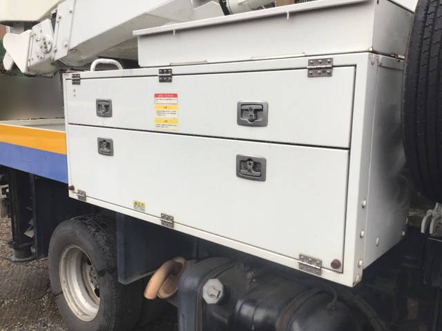 いすゞエルフ高所作業車小型（2t・3t）[写真15]