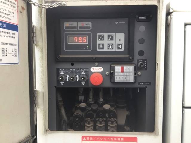 いすゞエルフ高所作業車小型（2t・3t）[写真17]