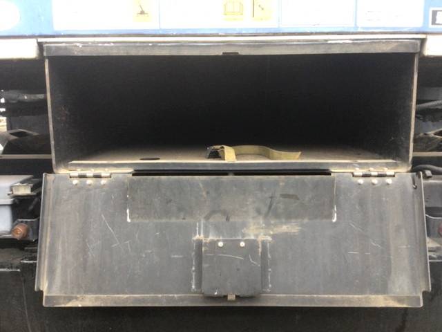 いすゞエルフ高所作業車小型（2t・3t）[写真19]