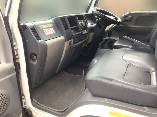 いすゞエルフ高所作業車小型（2t・3t）[写真30]