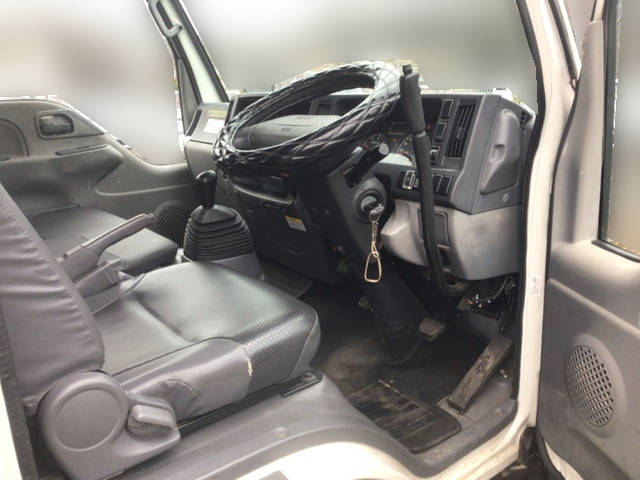 いすゞエルフ高所作業車小型（2t・3t）[写真32]