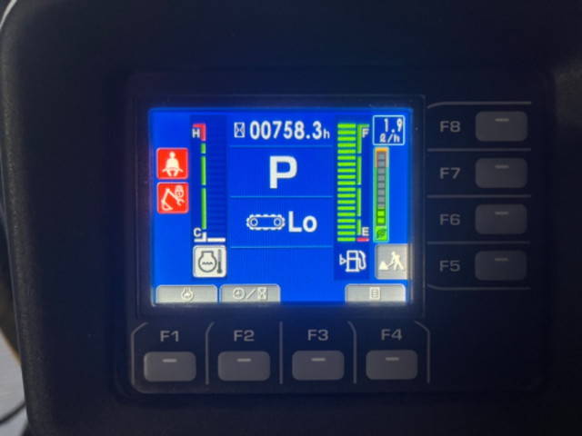 コマツユンボ（バックホー）[写真28]