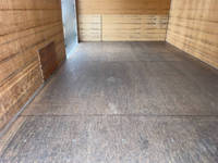 いすゞエルフアルミバン小型（2t・3t）[写真10]