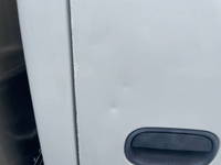 いすゞエルフアルミバン小型（2t・3t）[写真31]