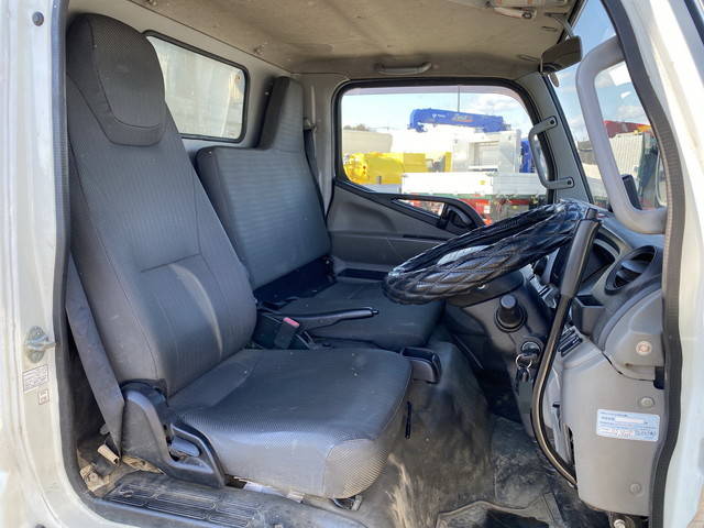 三菱ふそうキャンターダンプ小型（2t・3t）[写真29]