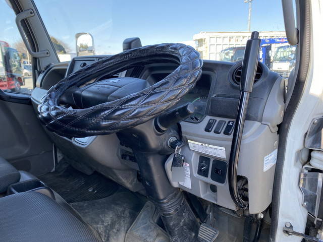 三菱ふそうキャンターダンプ小型（2t・3t）[写真32]