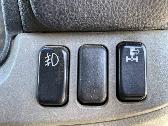 三菱ふそうキャンターダンプ小型（2t・3t）[写真36]