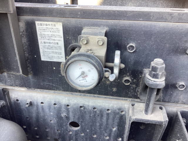 いすゞフォワードダンプ増トン（6t・8t）[写真12]