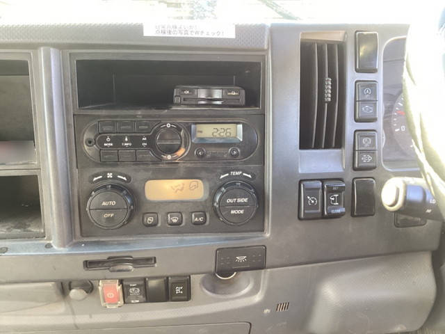 いすゞフォワードダンプ増トン（6t・8t）[写真28]