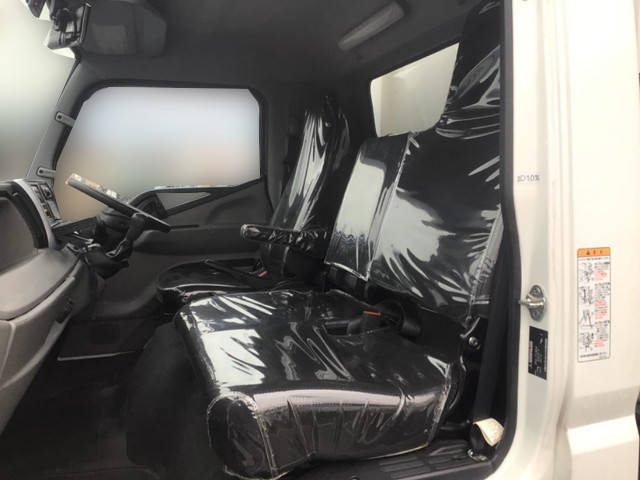 三菱ふそうその他の車種冷凍車（冷蔵車）小型（2t・3t）[写真23]