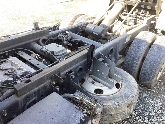 三菱ふそうキャンターダンプ小型（2t・3t）[写真15]