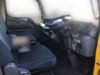 三菱ふそうキャンターダブルキャブ（Wキャブ）小型（2t・3t）[写真18]