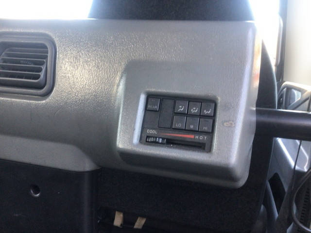 三菱ふそうキャンターダブルキャブ（Wキャブ）小型（2t・3t）[写真25]