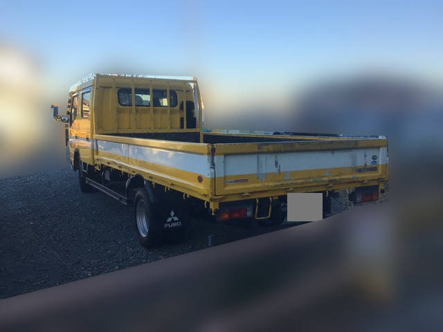 三菱ふそうキャンターダブルキャブ（Wキャブ）小型（2t・3t）[写真04]