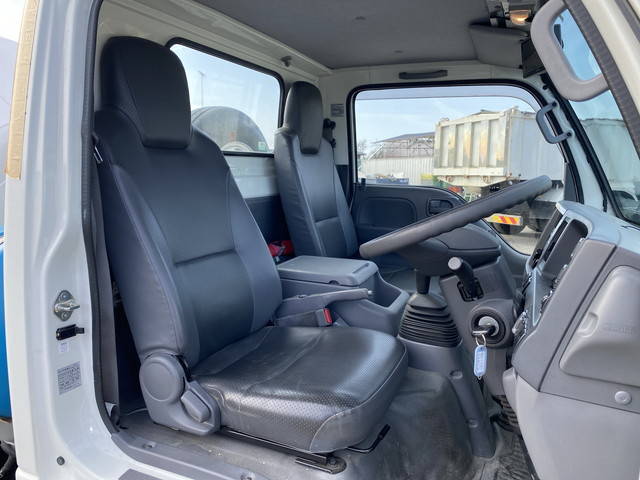 いすゞエルフミキサー車（コンクリートミキサー）小型（2t・3t）[写真26]