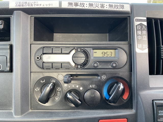 いすゞエルフミキサー車（コンクリートミキサー）小型（2t・3t）[写真33]