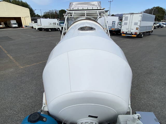 いすゞエルフミキサー車（コンクリートミキサー）小型（2t・3t）[写真09]