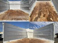 いすゞフォワードアームロール中型（4t）[写真11]