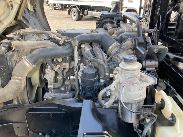 いすゞフォワードアームロール中型（4t）[写真26]