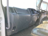 いすゞフォワードアームロール中型（4t）[写真34]