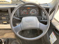 いすゞフォワードアームロール中型（4t）[写真36]