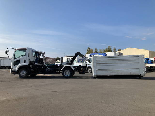 いすゞフォワードアームロール中型（4t）[写真05]