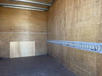 いすゞエルフアルミバン小型（2t・3t）[写真10]