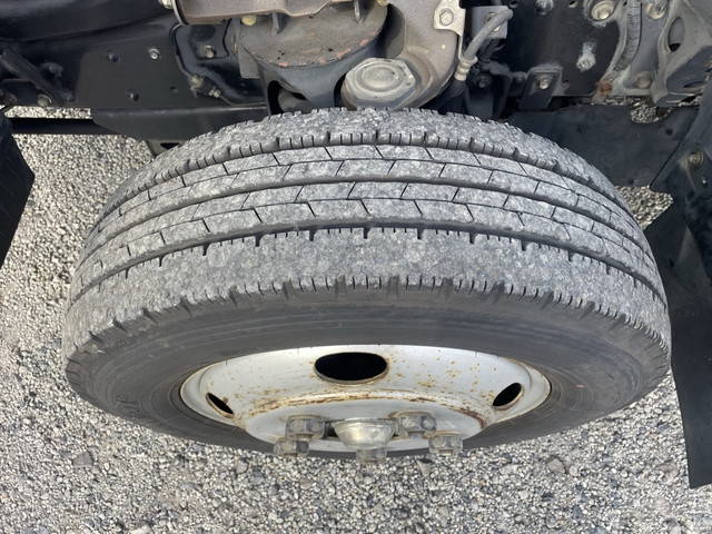 いすゞエルフアルミバン小型（2t・3t）[写真14]