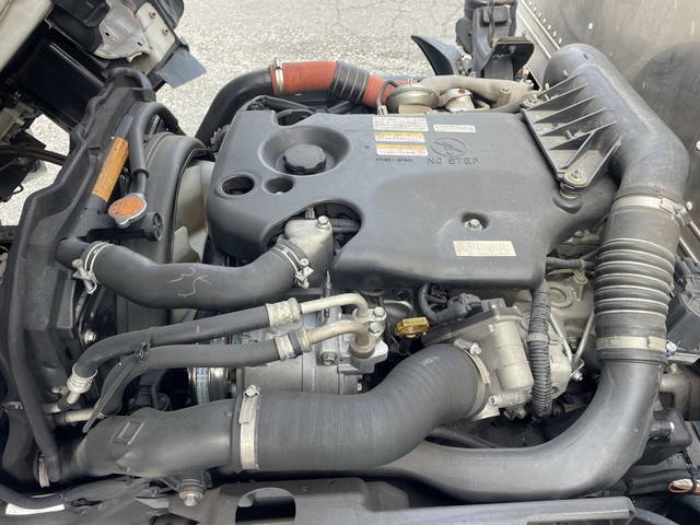 いすゞエルフアルミバン小型（2t・3t）[写真18]