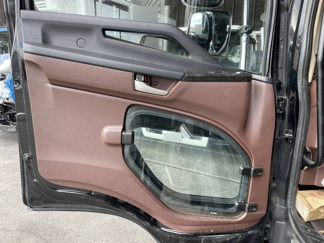 日野レンジャーアルミウイング中型（4t）[写真20]