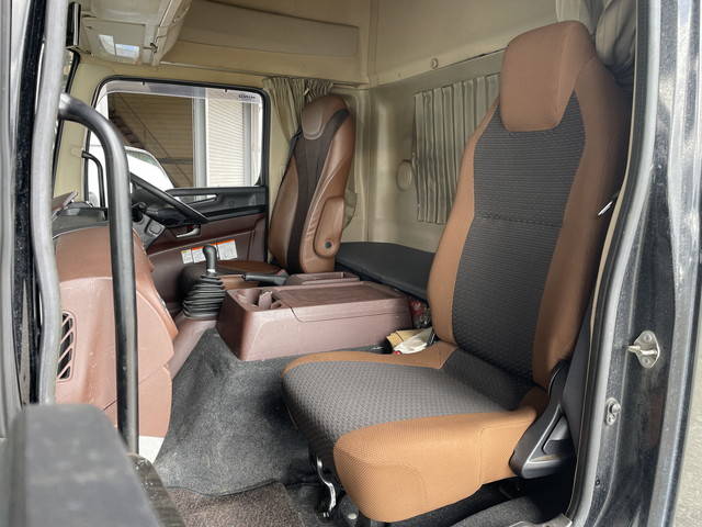 日野レンジャーアルミウイング中型（4t）[写真22]