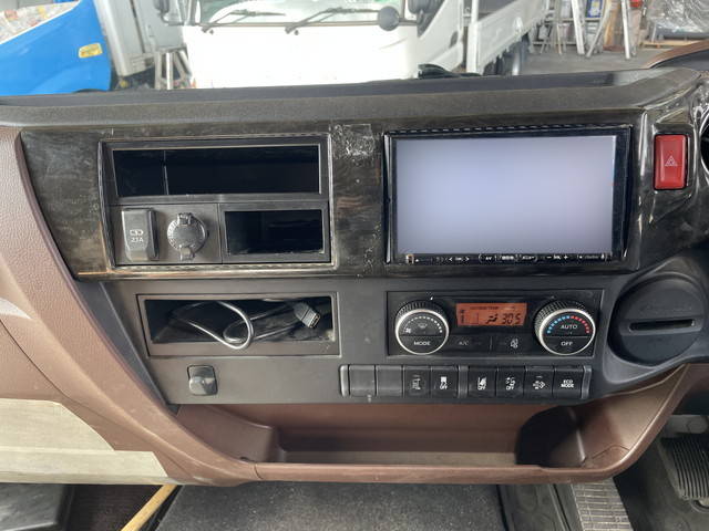 日野レンジャーアルミウイング中型（4t）[写真31]