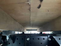 いすゞエルフ平ボディ中型（4t）[写真17]