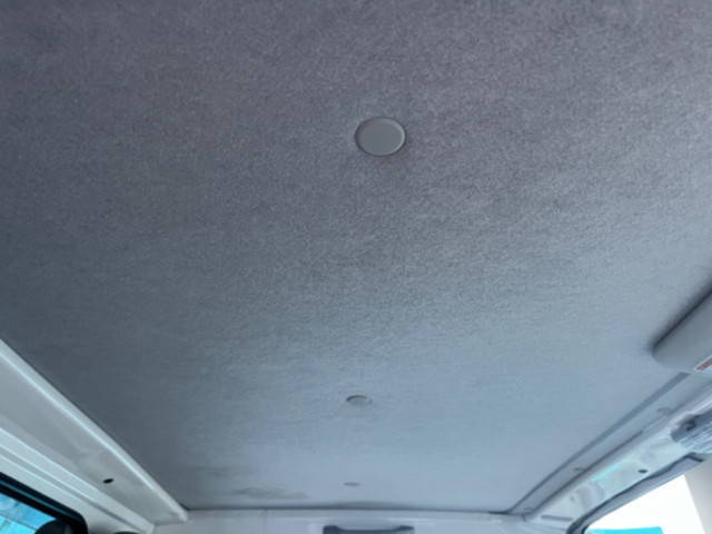 いすゞエルフ平ボディ中型（4t）[写真21]