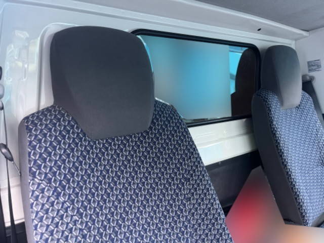 いすゞエルフ平ボディ中型（4t）[写真22]