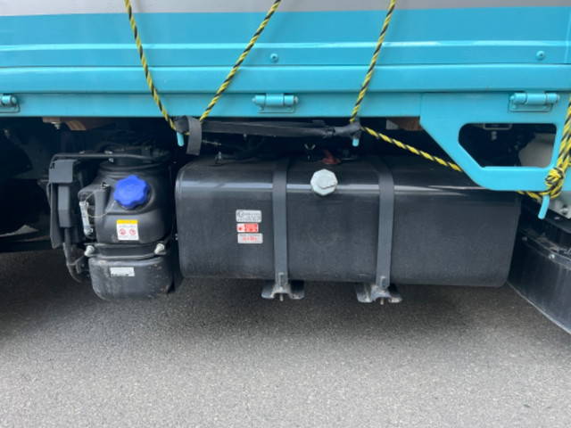 いすゞエルフ平ボディ小型（2t・3t）[写真10]