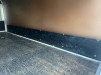 いすゞエルフ平ボディ小型（2t・3t）[写真09]