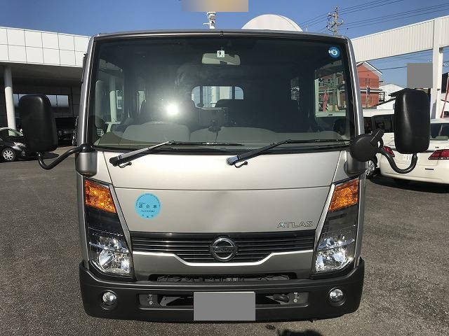 日産アトラスダブルキャブ（Wキャブ）小型（2t・3t）[写真03]