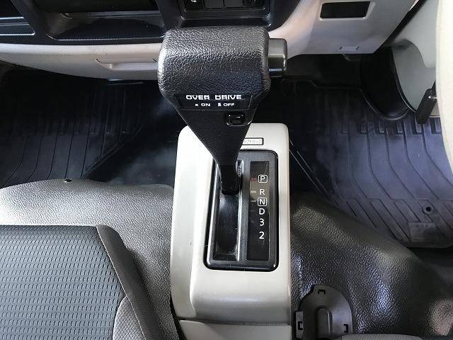 日産アトラスダブルキャブ（Wキャブ）小型（2t・3t）[写真31]