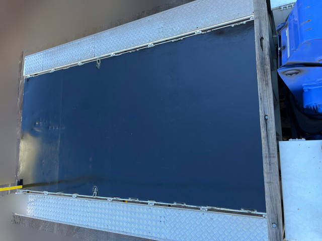 三菱ふそうキャンタークレーン4段小型（2t・3t）[写真13]