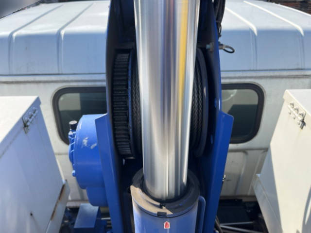 三菱ふそうキャンタークレーン4段小型（2t・3t）[写真18]