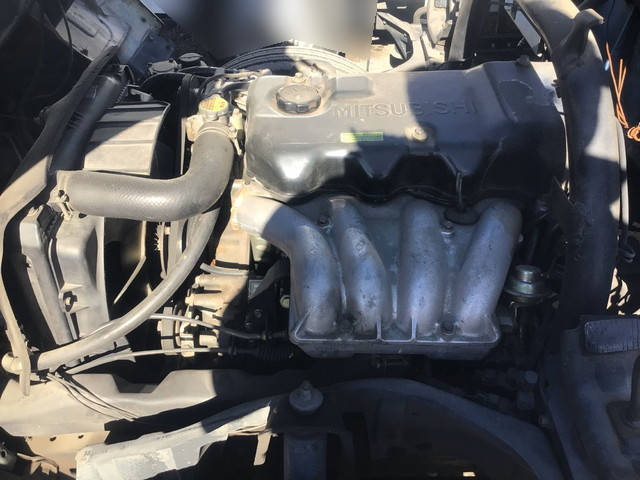 三菱ふそうキャンタークレーン4段小型（2t・3t）[写真18]