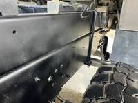 UDトラックスクオンダンプ大型（10t）[写真18]